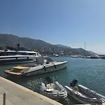 2-bed Sleeps 5 With Hot Tub Rapallo